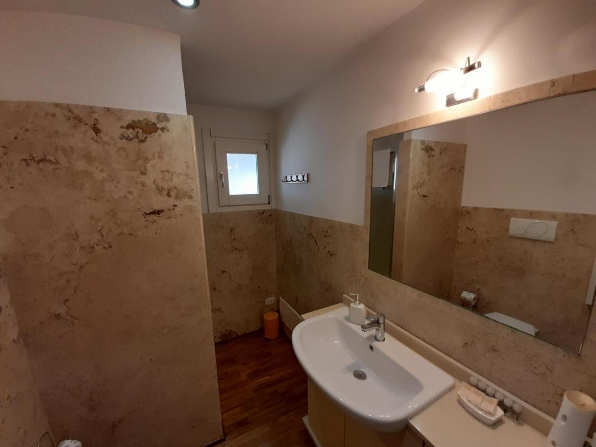 Ferienwohnung Dimora Emilia Lecce Exterior foto