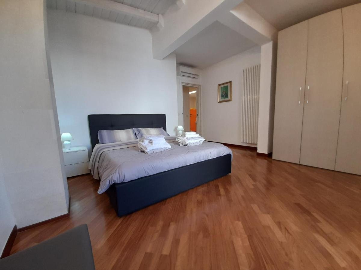 Ferienwohnung Dimora Emilia Lecce Exterior foto